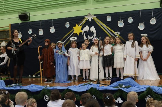 b_1024_768_0_00_images_2023_2024_WYDARZENIA_Koncert_koled_411016105_824601902801093_1428208166999796760_n